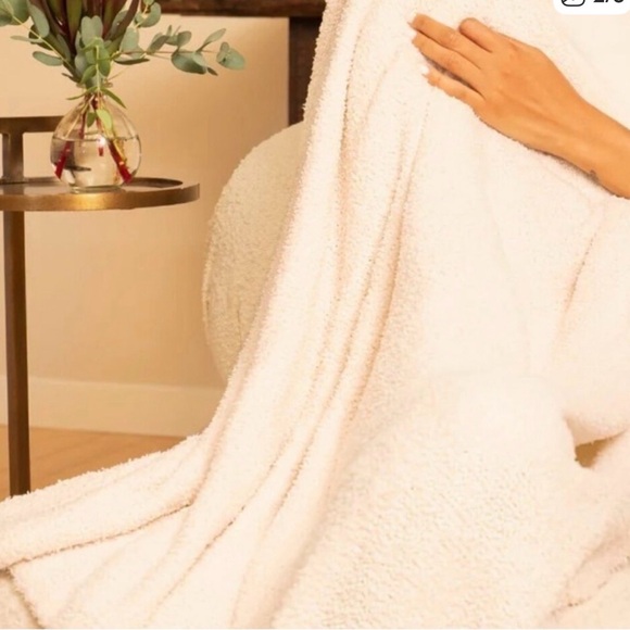 Rachel Miriam - The Cloud Throw - Ivory 40 x 50 Sealed, New - Picture 2 of 6